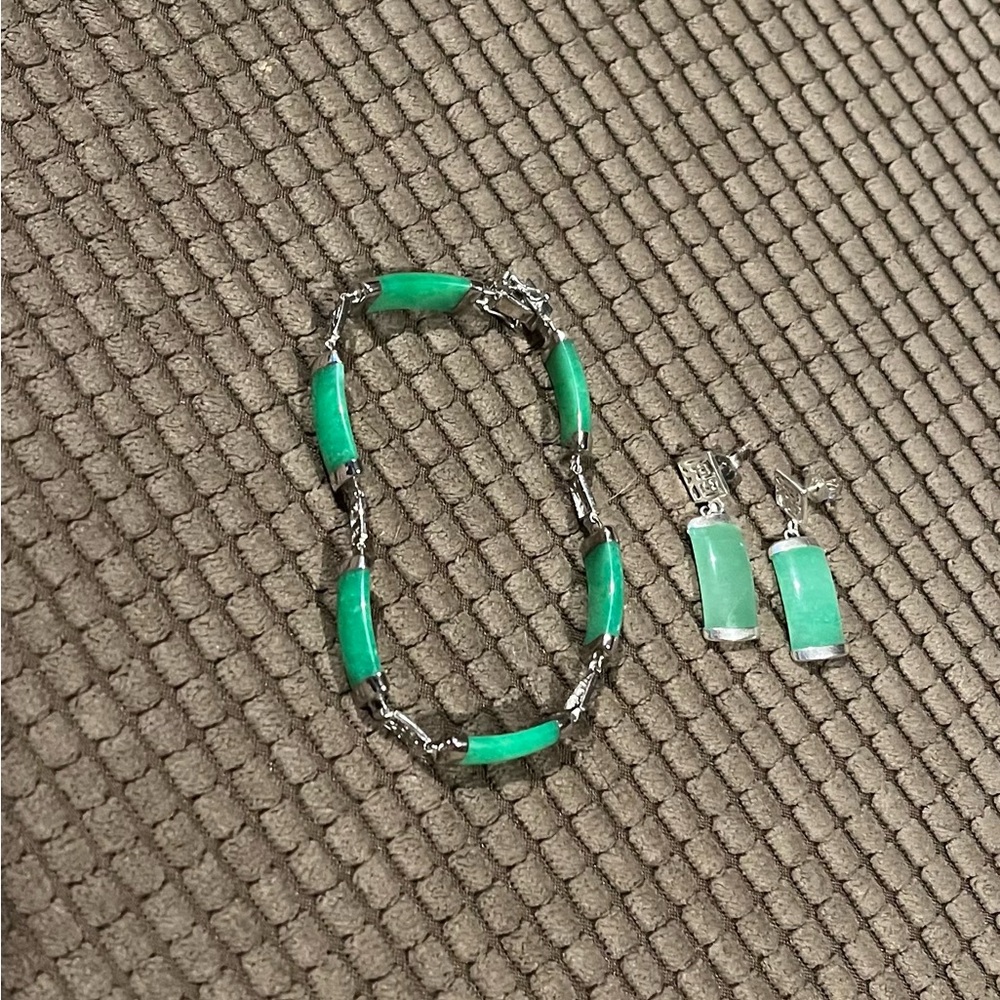 EUC. Jade and silver bracelet & earrings.